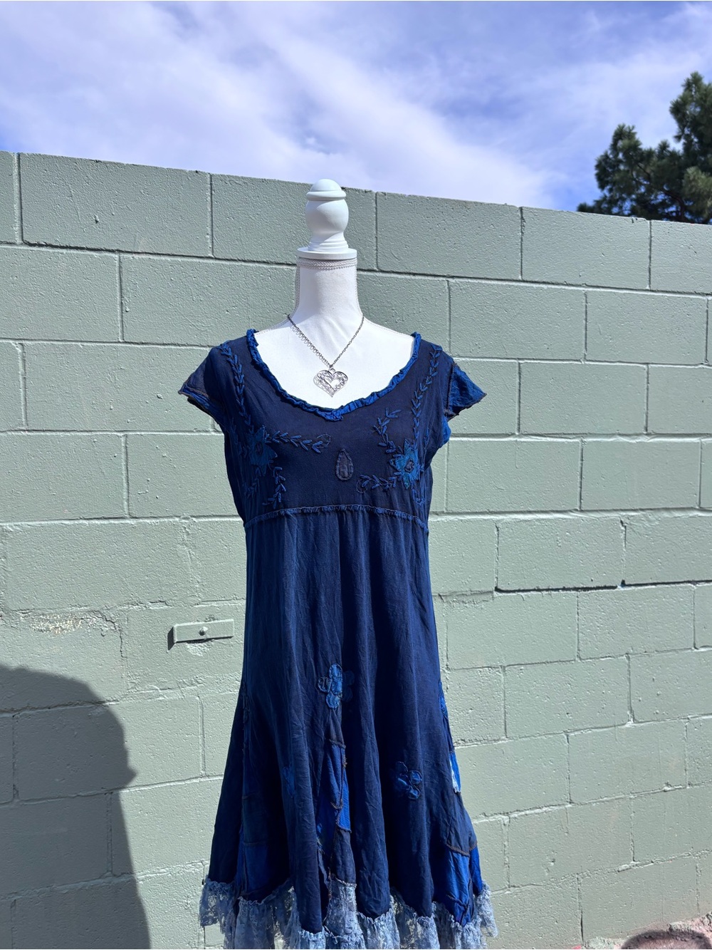 Whismy Women’s Navy Embroidered/Patchwork V-Neck Dress